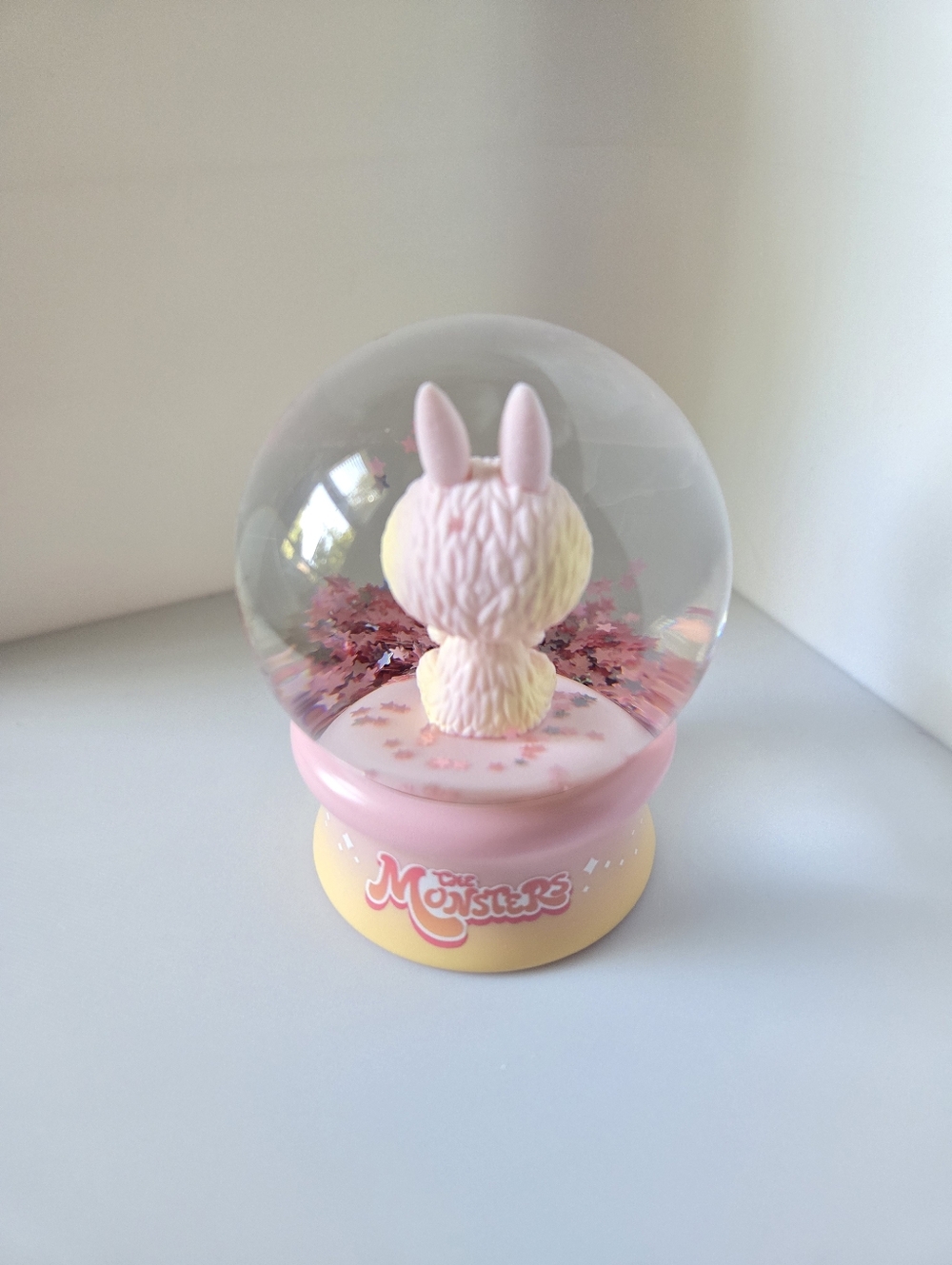 POP MART Big into Energy Snow Globe - Loyalty - Picture 5 of 9